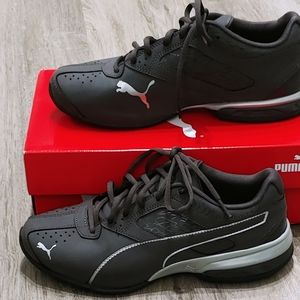 Puma Tazon 6 Fracture FM grey/silver. Men size 7.5, women size 9